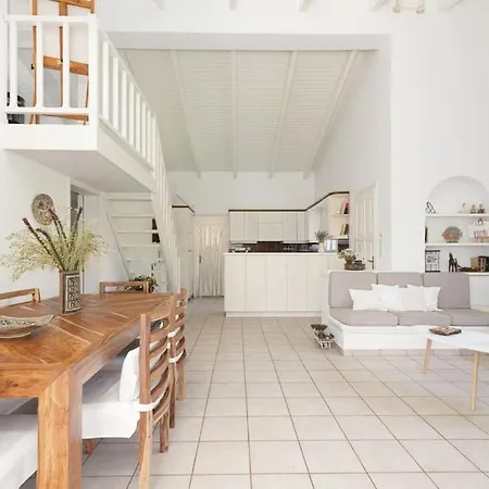 Luxurious Villa, With Big Garden Next To Beach Villa