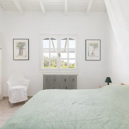 Luxurious Villa, With Big Garden Next To Beach