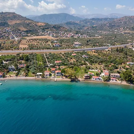 Luxurious Villa, With Big Garden Next To Beach * Selianitika